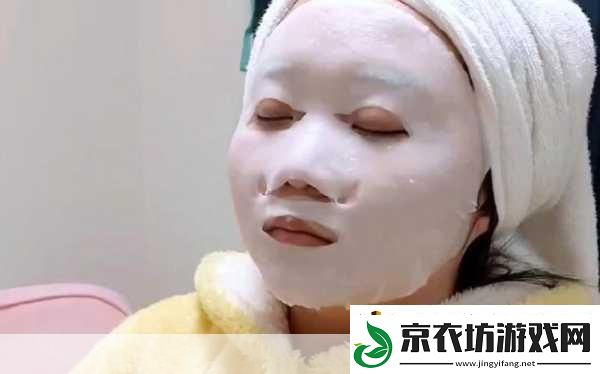 野外一面膜上边一面膜下边-1.-野外探险：面膜的神奇之旅
