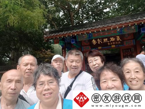 旅游换伴交流杨兰刘丹-探索友谊与成长的旅程