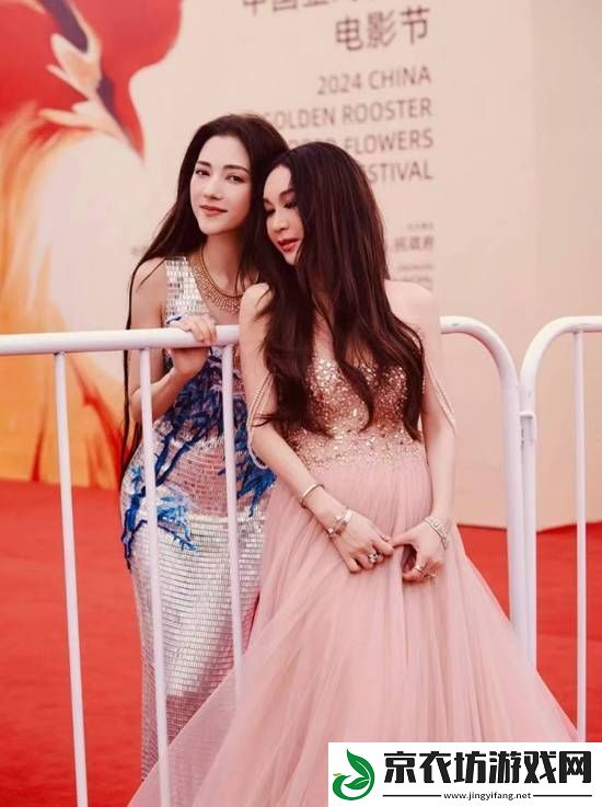 两代“妲己”同框!温碧霞晒与娜然红毯合影