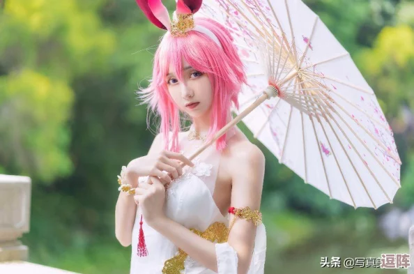 八重神子高抬腿乳液开孔引发热议