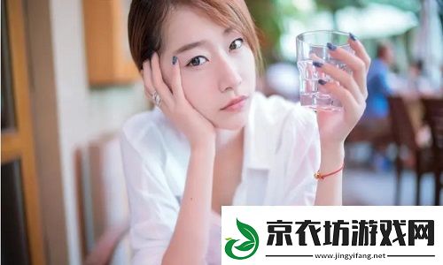青青河边草免费高清电影：经典情感叙事中的乡愁与时代印记看情感表达与自然意象的融合之美