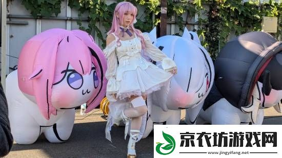 伊织萌妮姬线下活动新图！修身长裙媚眼如丝