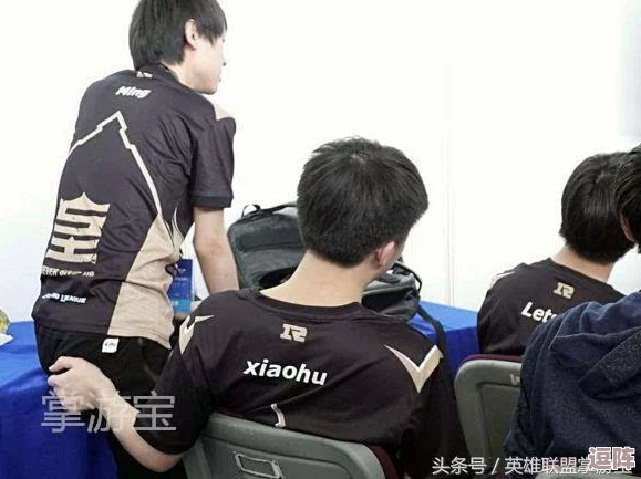 美团快递外卖激情Gay