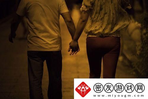 “全息相濡以沫夜热议狂潮来袭！”