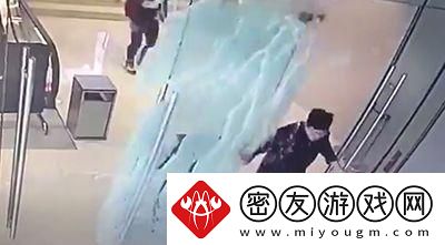 9分51秒头撞玻璃-笑谈创新新时代