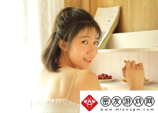 游泳池的特殊待遇2：专属私人空间畅享无限尊贵感！
