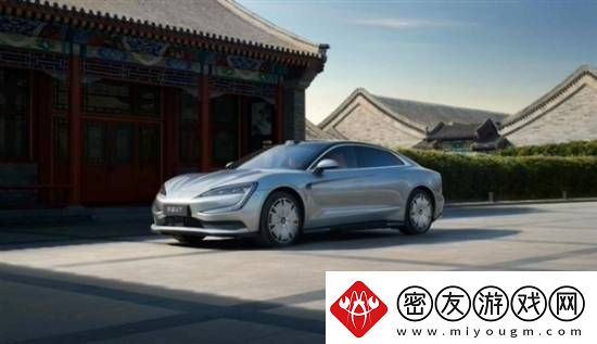 比亚迪首款百万级轿车仰望U7内饰曝光！延续U8设计