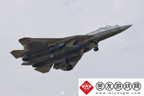 隐形战机苏57抵达珠海首次参加2024中国航展