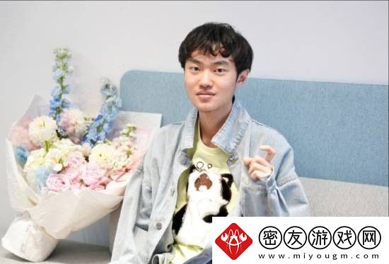 LOL转会期将至knight清空与BLG相关的微博