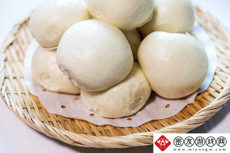 白花花大馒头：美味诱惑惹人馋