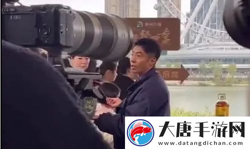撒贝宁与王鸥现身福州